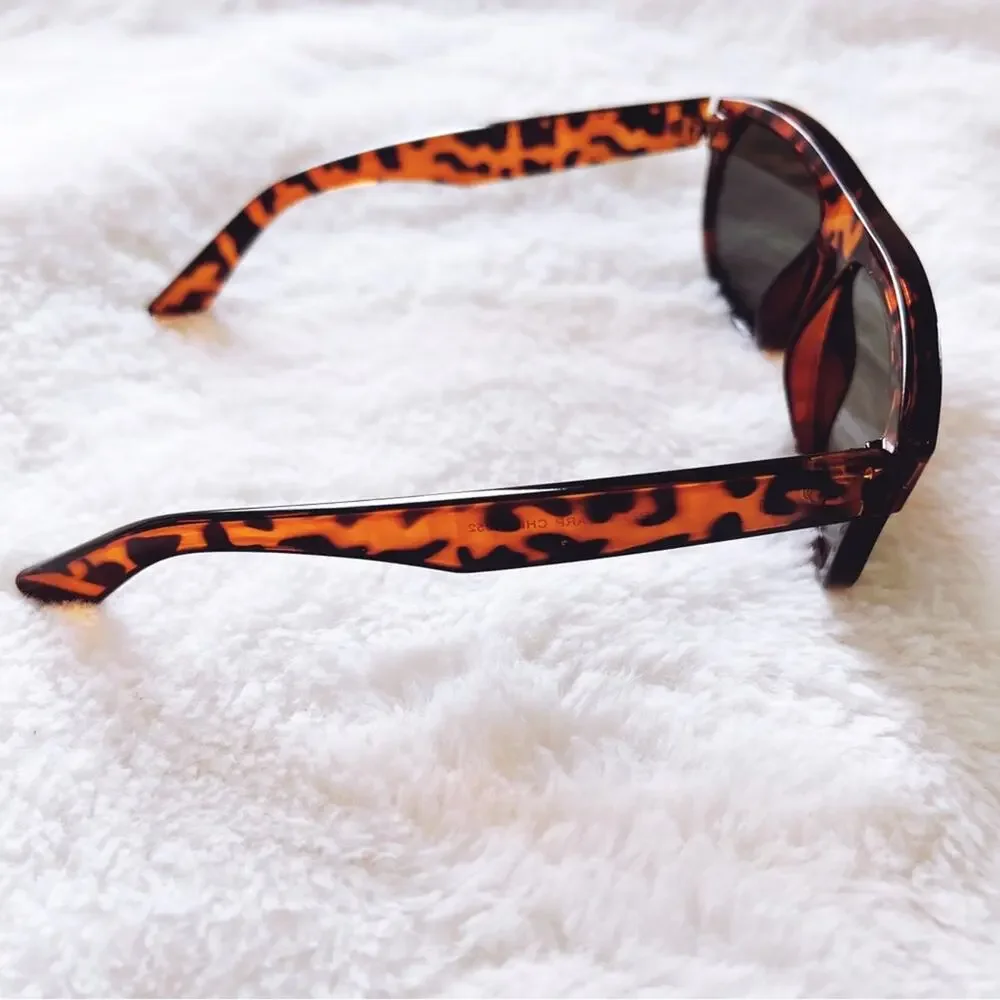 Simon Tortoise Brown Classic Sunglasses